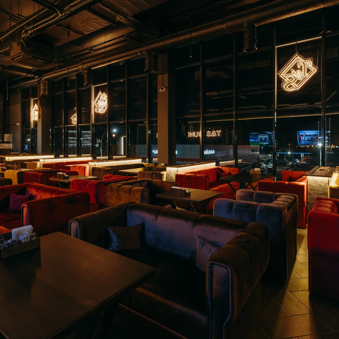 Интерьер T&S Lounge — ракурс 6